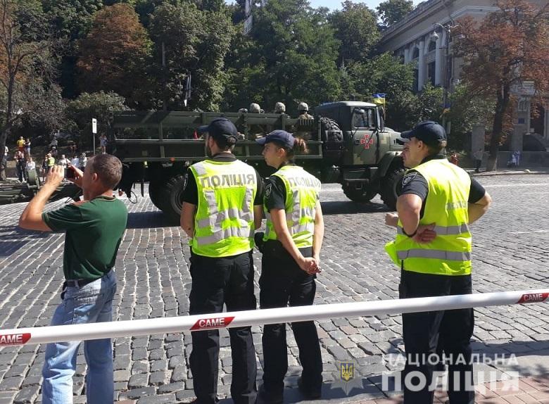 День незалежності: поліція не зафіксувала грубих порушень під час параду в Києві